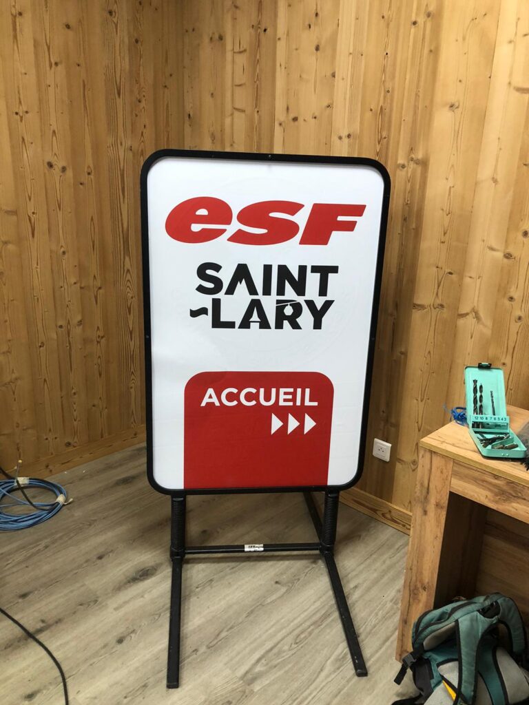 Enseigne lumineuse